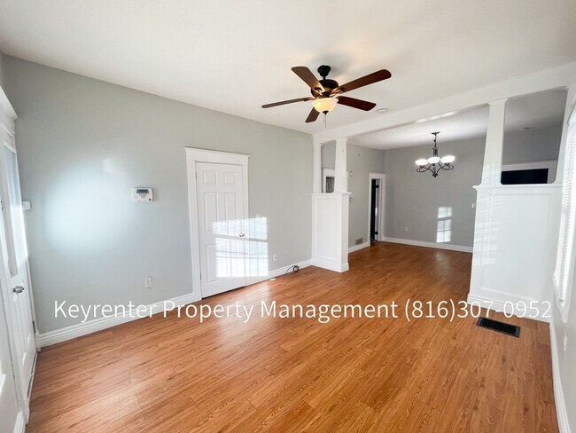 Foto del edificio - 3 Bed 2 Bath ready to rent!