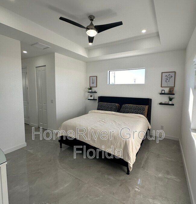 Foto del edificio - 1629 Diplomat Pkwy W
