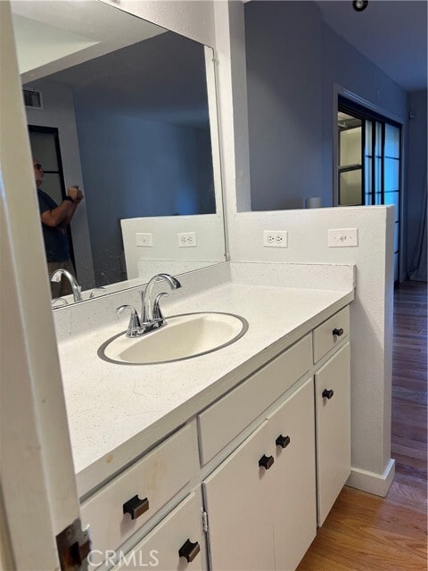 Building Photo - 2244 Royal Oaks Dr