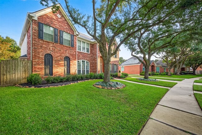 Building Photo - 22115 Mission Hills Ln