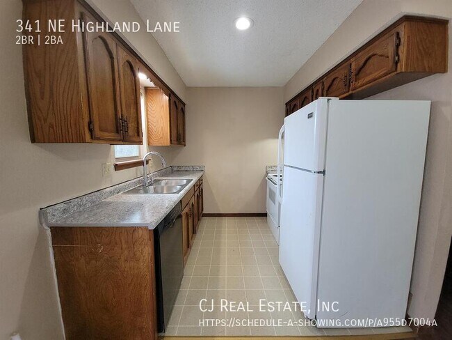 Foto del edificio - 341 NE Highland Ln