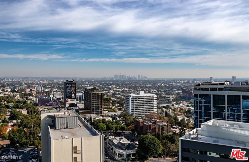 Foto principal - 9255 Doheny Rd
