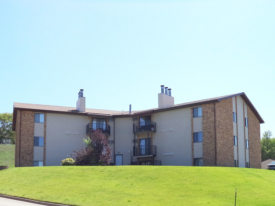 Colton Heights Apartments Apartments in Minot, ND