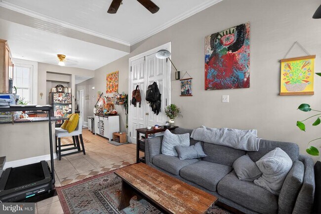 Foto del edificio - 2424 Poplar St