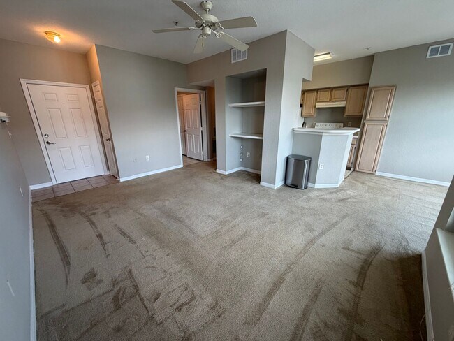 Foto del edificio - ANNUAL RENTAL - 1 BED / 1 BATH - THE TIDES AT PELICAN LANDING