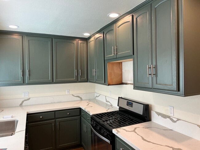 Foto del edificio - Beautifully Renovated 2 Bed / 1 Bath in Co...