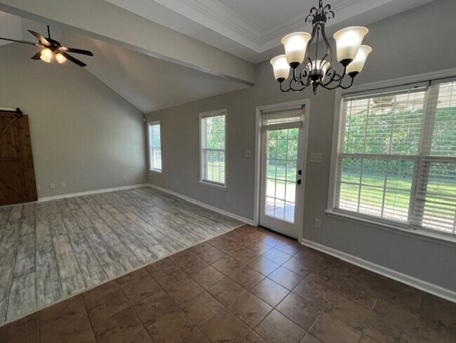 Building Photo - Beautiful 4-bedroom Home in Valdosta, Ga!