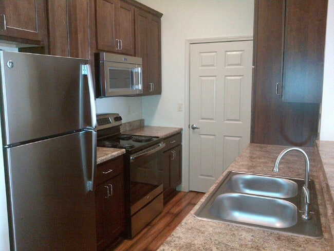 A5 - Updated Kitchen - The Boulevard