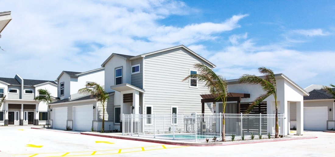 Villas Turqueza Luxury Townhomes Phase 2 Apartments 3435 Ruben Torres