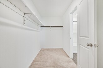 Building Photo - 10202 Clearwick St