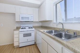 Building Photo - Brookside Park Apartments