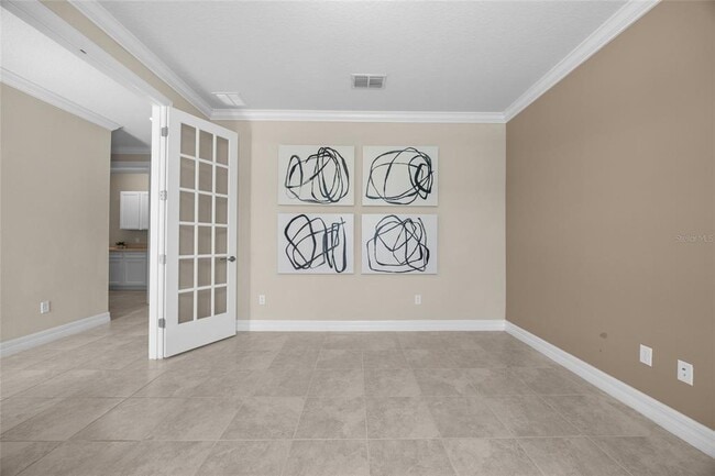 Building Photo - 2880 E Lake Pointe Dr
