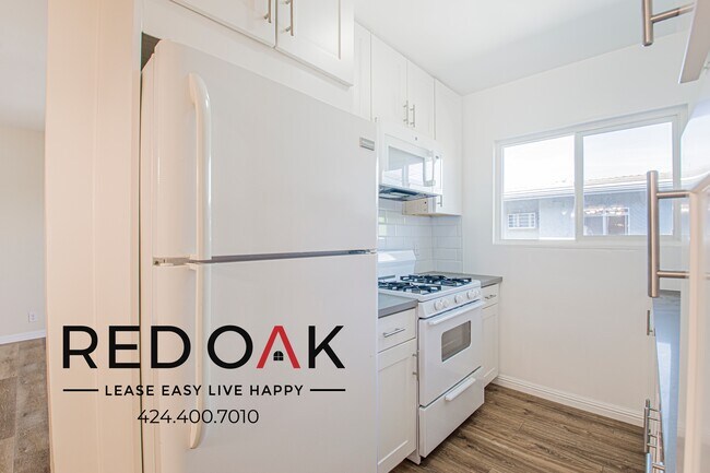 Foto del edificio - 642 Hayworth Ave