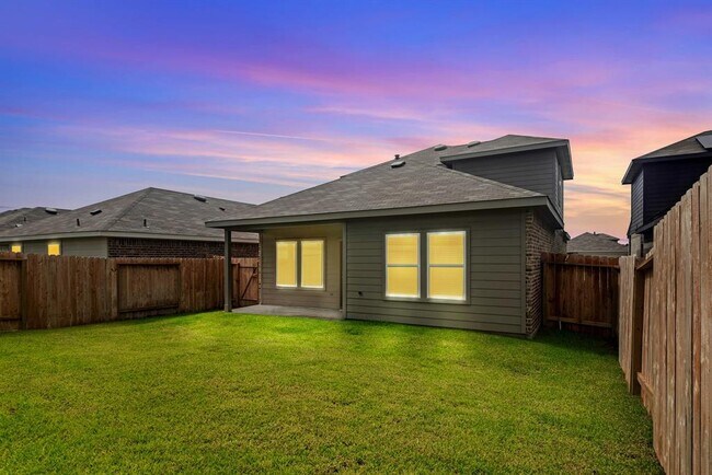 Building Photo - 5710 Redstone Gardens Dr