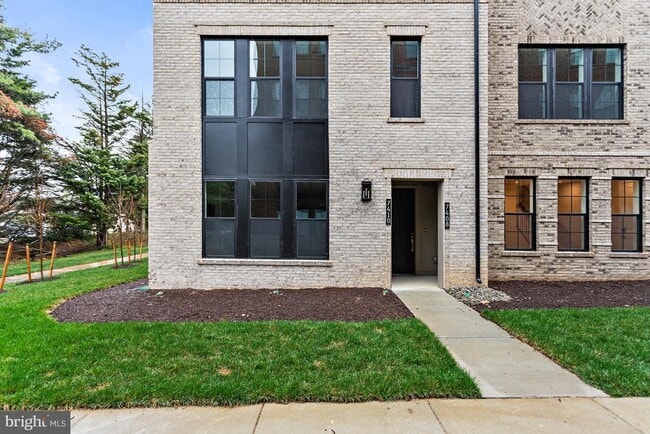 Building Photo - 7410 Backett Wood Ter