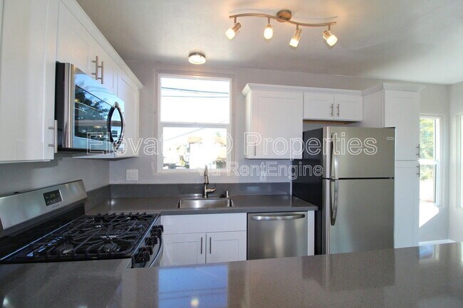 Foto del edificio - 4685 Hamilton St