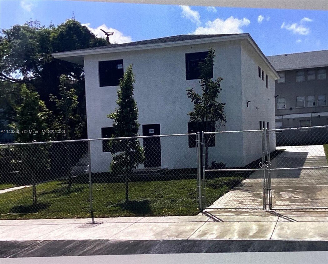 1550 NW 61st St Unit B, Miami, FL 33142 Room for Rent in Miami, FL