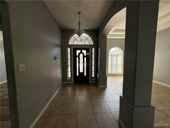 Foto del edificio - 2204 N 48th St