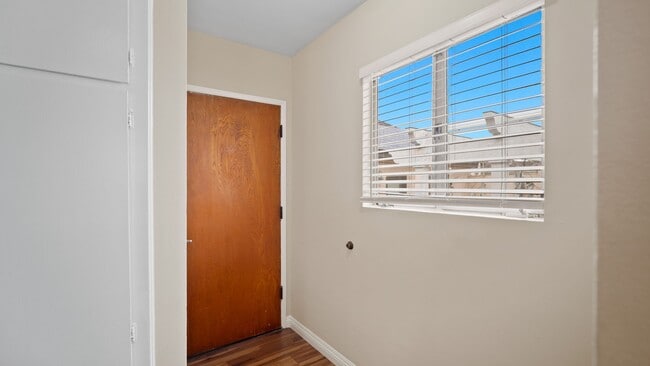 Foto del edificio - 124-126 4th Street Duplex