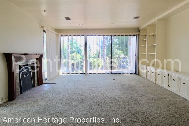 Building Photo - 3 br, 2.5 bath House - 1832 Via Entrada