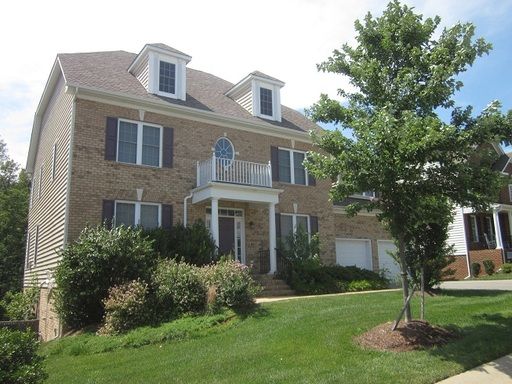 Building Photo - 748 Colony Oak Ln