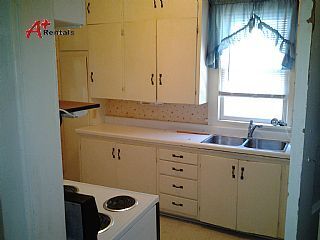 Foto del edificio - 1203 W 22nd St