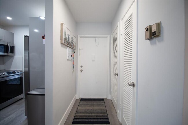 Foto del edificio - 400 SE 10th St