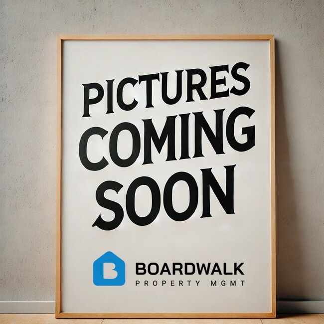 Building Photo - Experience the charm of Manitou Springs living in this spacious 1-bedroom, 1-bath apartment locat...