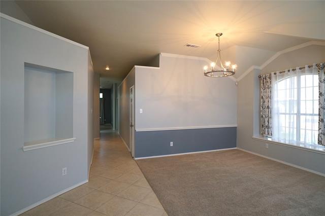 Building Photo - 5360 Fox Run Dr