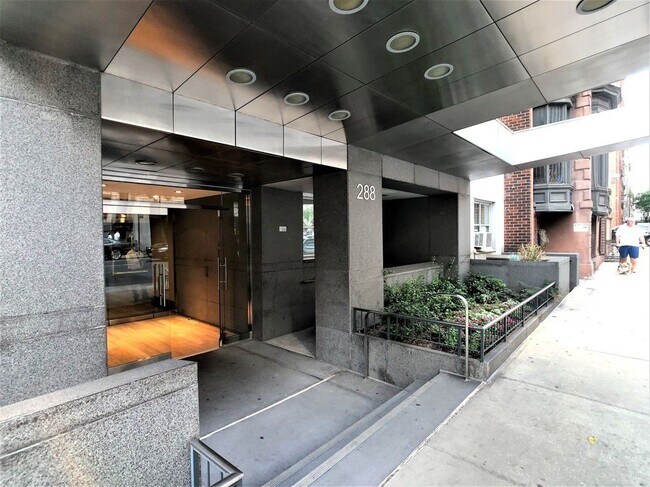 Building Photo - 288 Lexington Ave