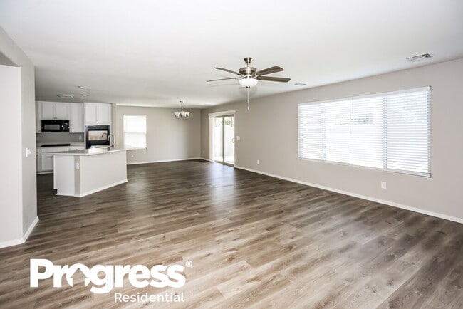 Building Photo - 12116 W Range Mule Dr