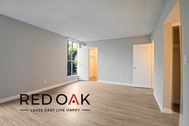 Foto del edificio - 4329 Colfax Ave