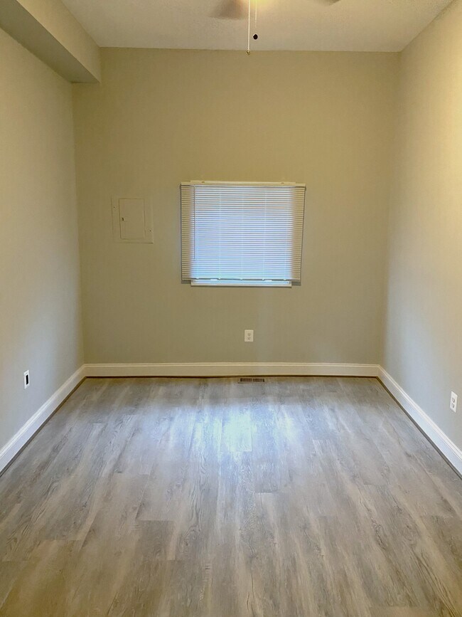 Foto del edificio - 837 N Fulton Ave