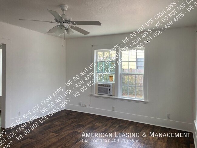 Building Photo - 3 Bedroom in Lufkin Available Now!