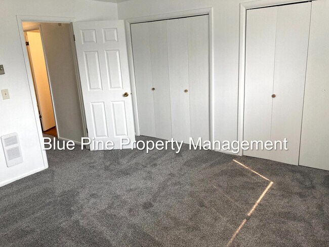 Foto del edificio - 335 E 15th St