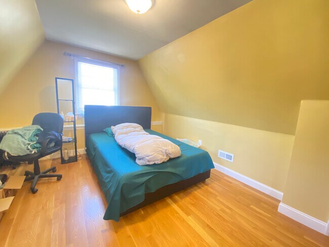 Foto del edificio - 19 Emery St