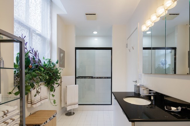 Foto del edificio - 39 E 20th St