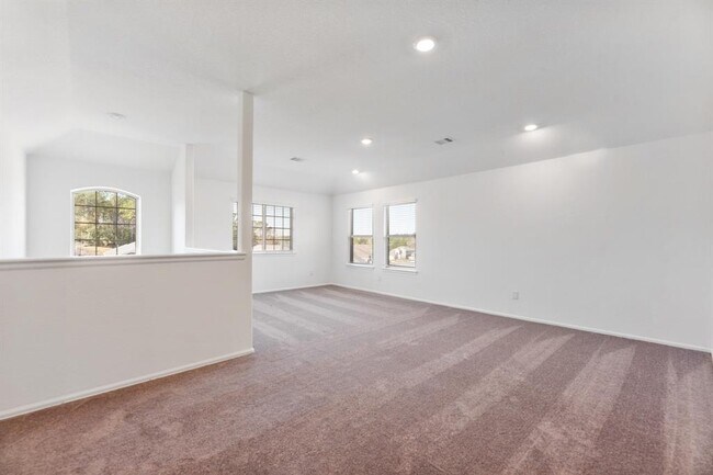 Foto del edificio - 6016 Heritage Creek Ln