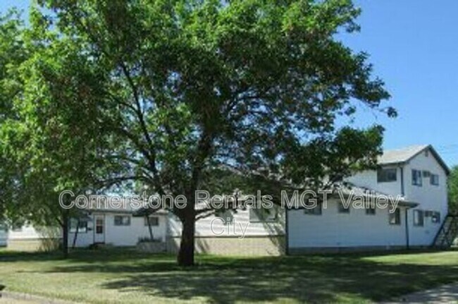 Foto del edificio - 805-827 3rd St SW