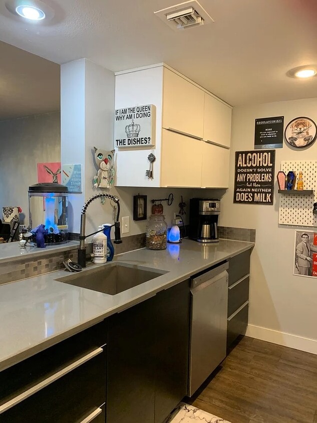Photo - 1777 Larimer St (Denver, CO)