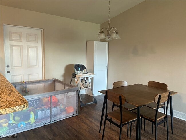 Foto del edificio - 1401 SW 6th Ave