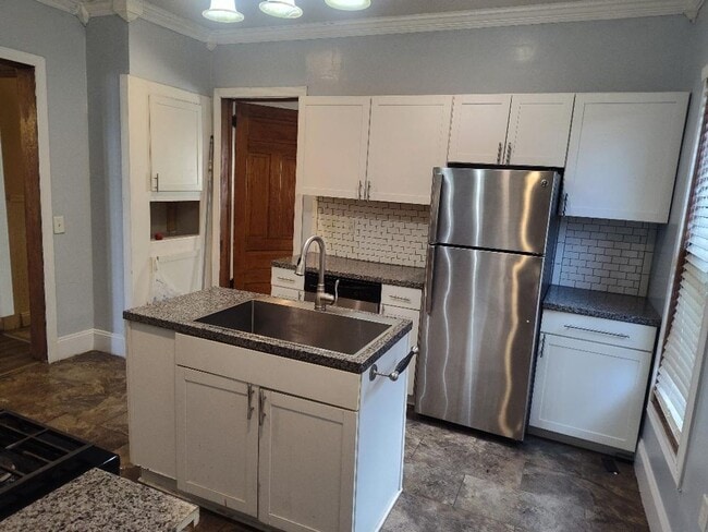 Foto del edificio - 3 BR/ 1 Bathroom - Stuart Neighborhood