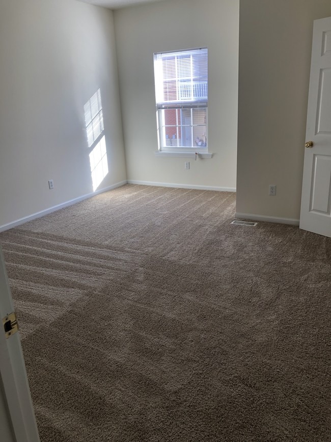 Bedroom 3 - The Hill