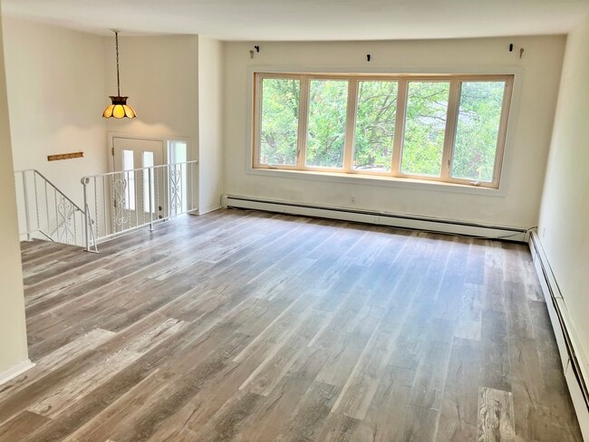 Sala de estar - 141 Dunbar Ave