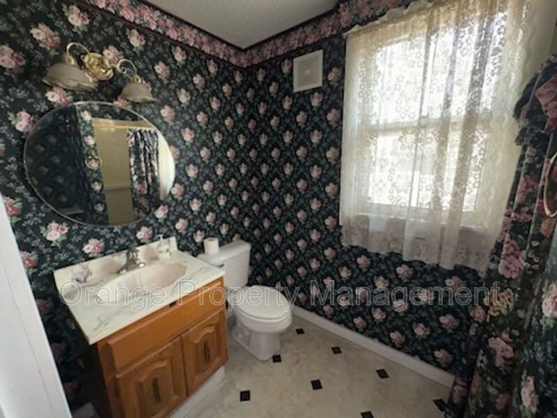 Photo - 136 S 7th