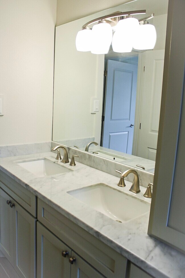 Foto del edificio - 1624 Sealy Ave