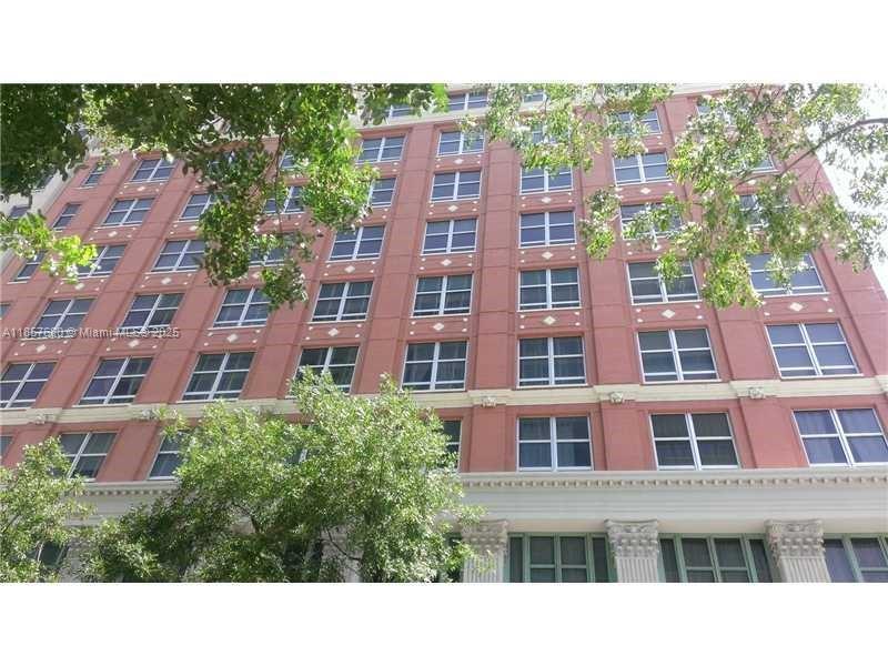 Primary Photo - 111 E Flagler St