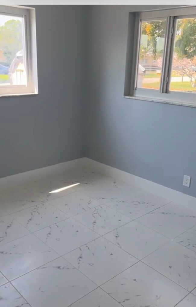 Foto del edificio - 4750 SW 43rd Ter