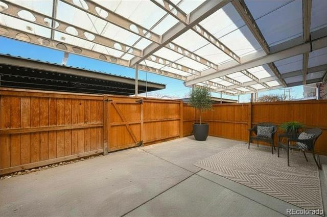 Building Photo - 9120 E Nassau Ave