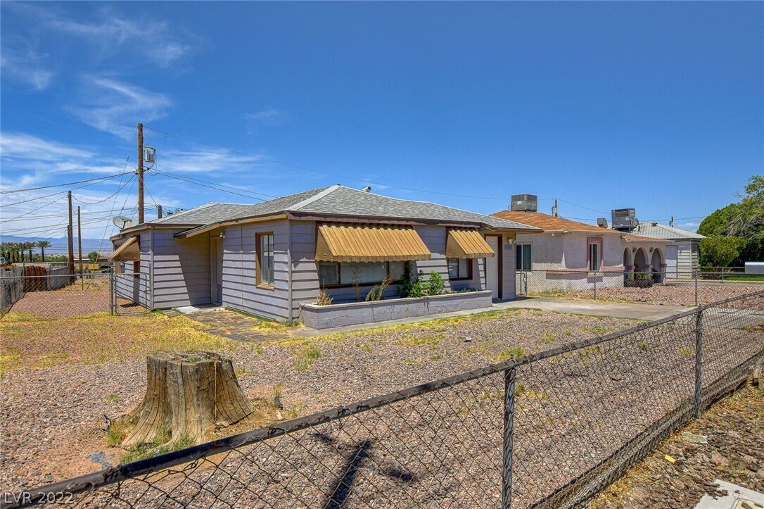 214 W Victory Rd, Henderson, NV 89015 House Rental in Henderson, NV